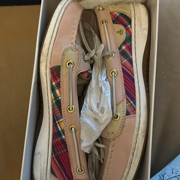 Size 7 1/2 Angelfish Light Rose/Plaid Sperry Slip On Loafer - Picture 8 of 9